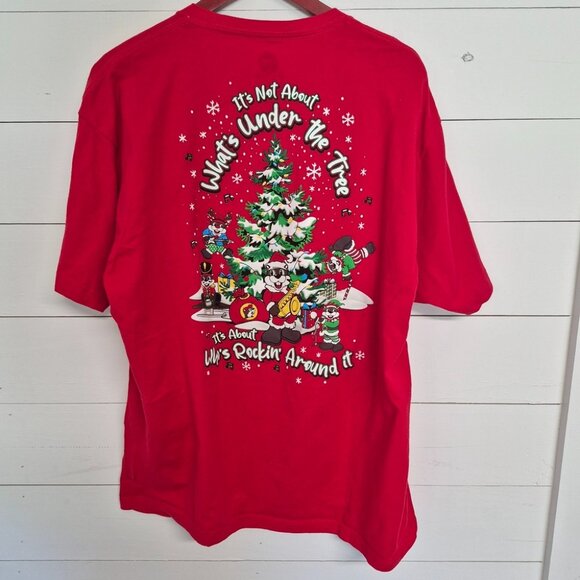 Buc-Ees Christmas 2024 T-Shirt Red 2XL Santa Beaver Wreath & Tree Graphics 100% - Picture 2 of 5